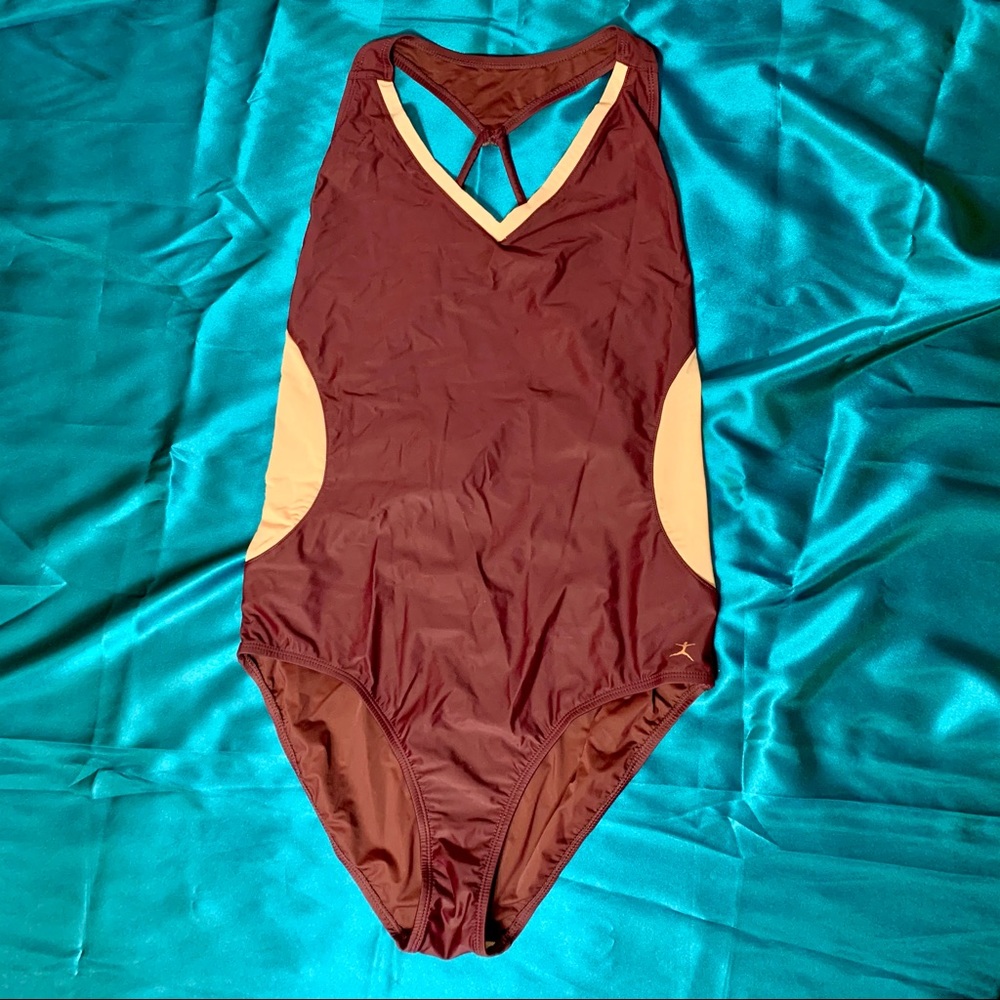 🥀🩰Wine Red Danskin Halter Leotard 🩰🥀